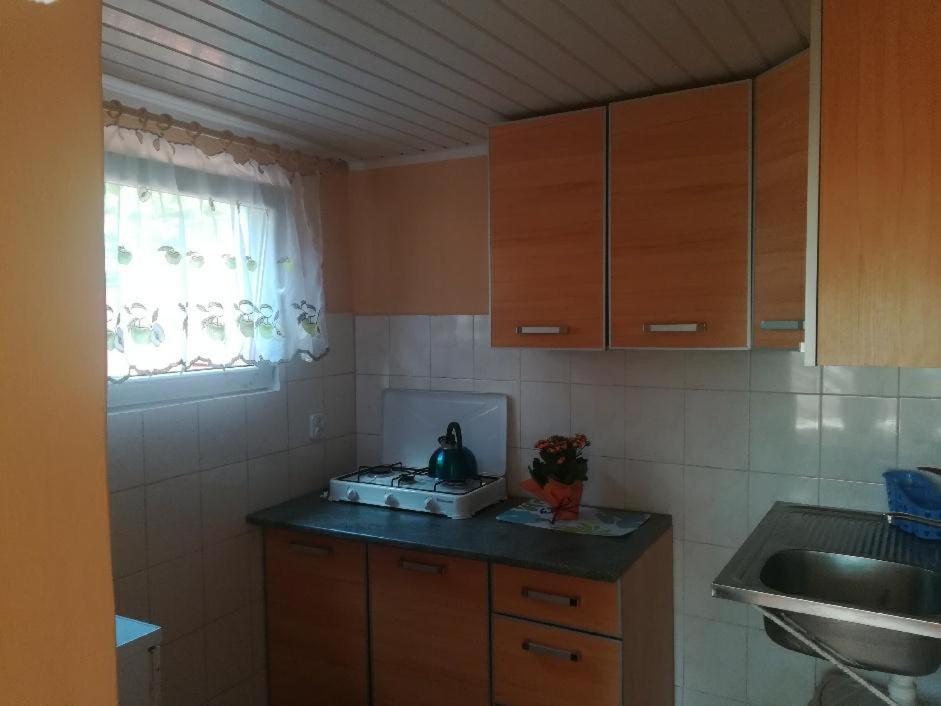Pod Jablonia Villa Jezierzany Luaran gambar