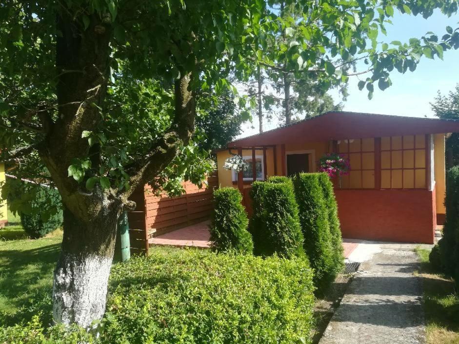 Pod Jablonia Villa Jezierzany Luaran gambar